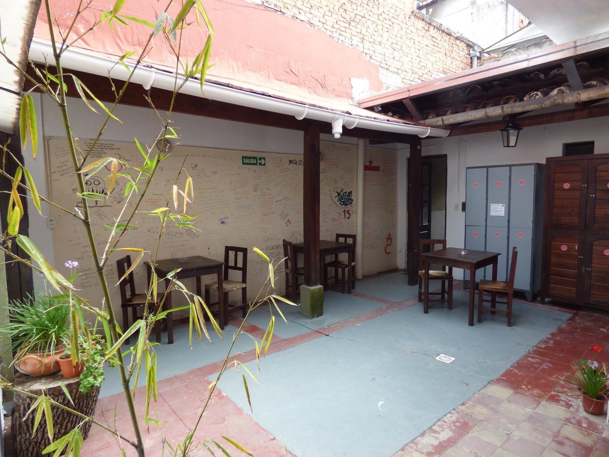 Las Rejas Hostel Salta Exteriör bild